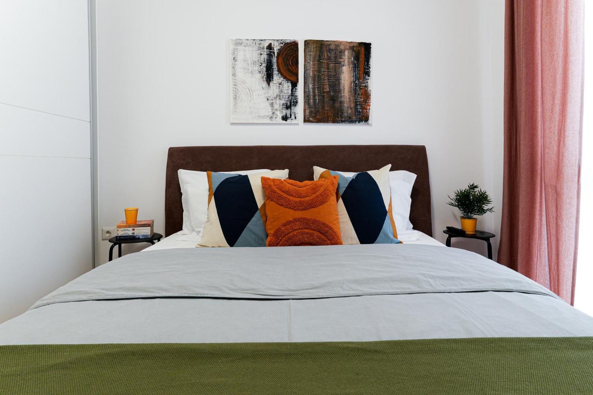Amalia - Quiet 1Br Apartment With Parking & Wi-Fi Bucarest Extérieur photo