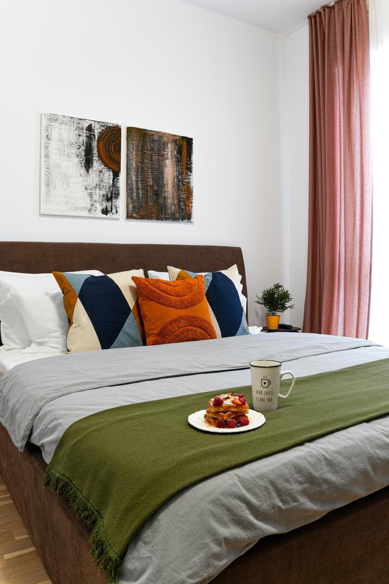 Amalia - Quiet 1Br Apartment With Parking & Wi-Fi Bucarest Extérieur photo